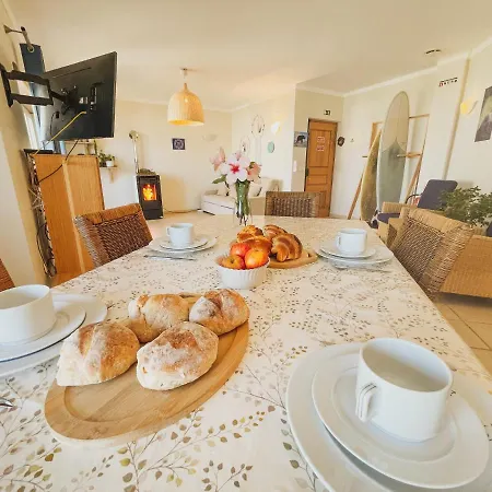 Cosmos Retreat * باليال