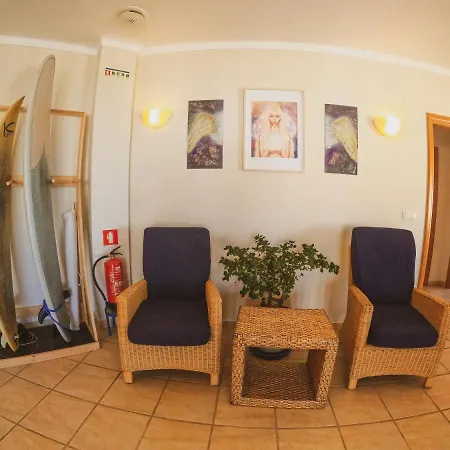 Cosmos Retreat Балеал